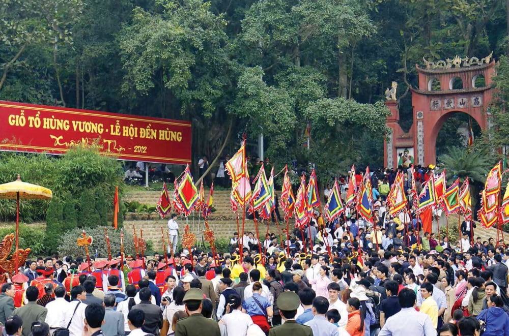 Giỗ Tổ Hùng Vương - Hội tụ sức mạnh văn hóa tâm linh của người Việt - Báo  Khánh Hòa điện tử