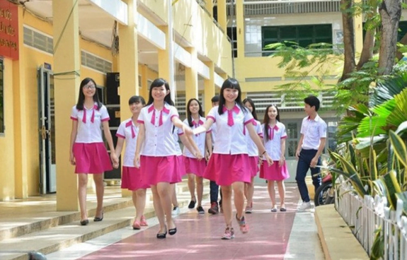 Đồng phục Trường THPT Nguyễn Trung Trực